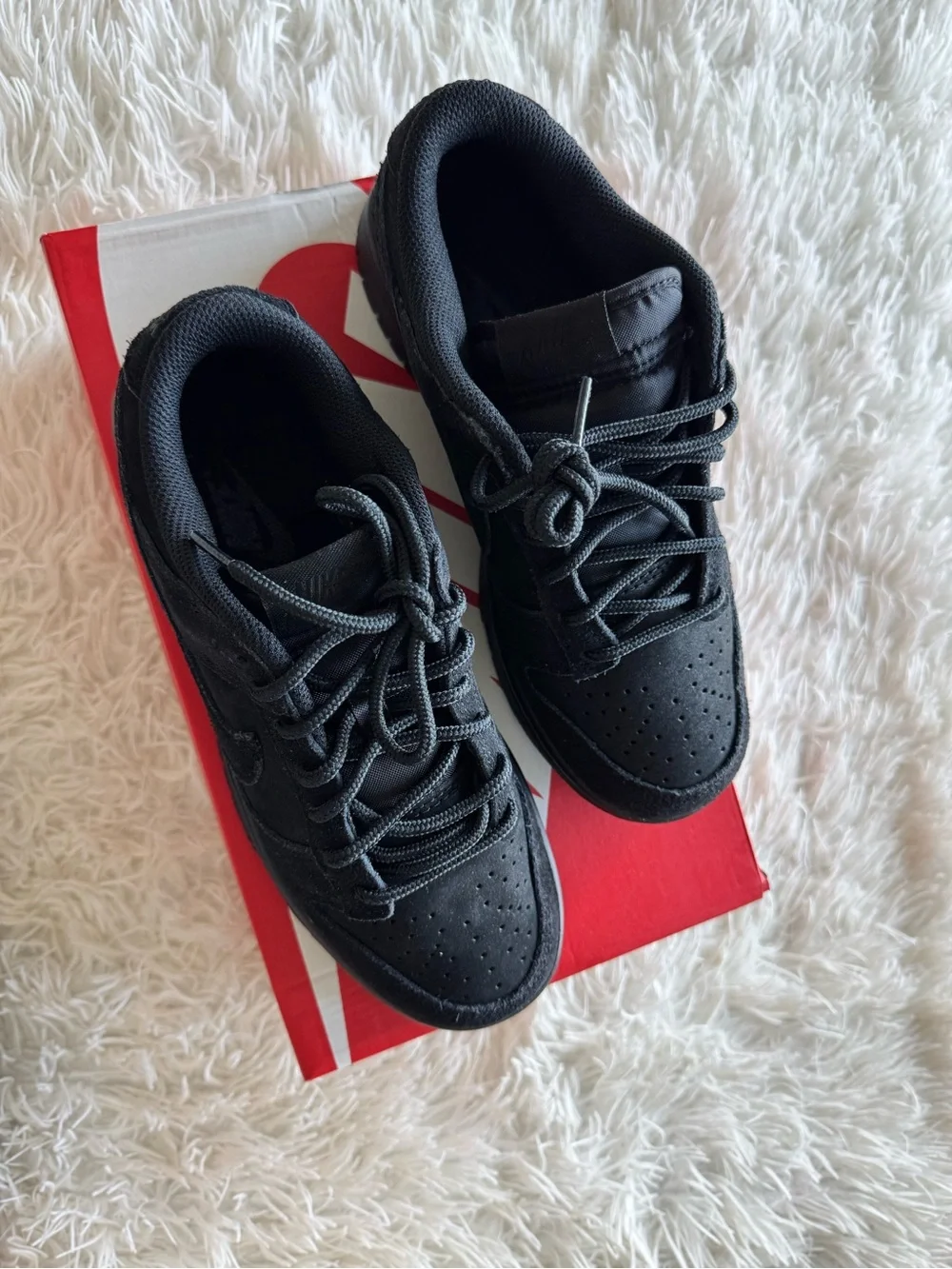 Nike Men’s all Black Dunk low Retro SE size 7.5 - Picture 6 of 7